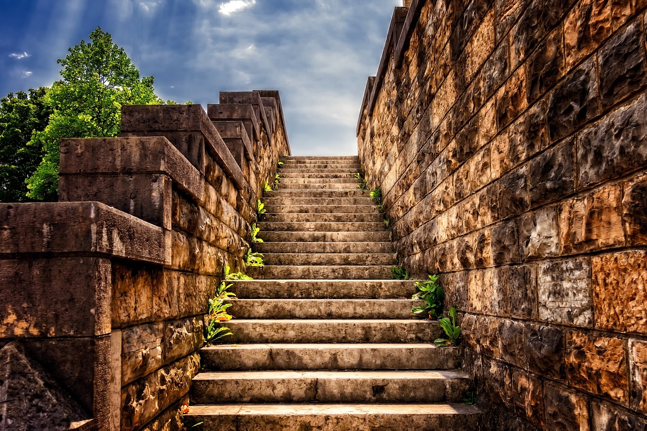 Rénover escalier extérieur : Comment rafraîchir votre escalier extérieur