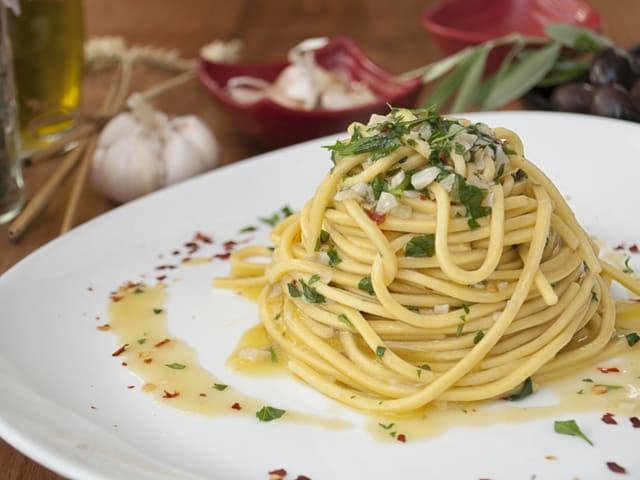 Spaghetti à l'ail - Recette de cuisine - Meilleur du Chef
